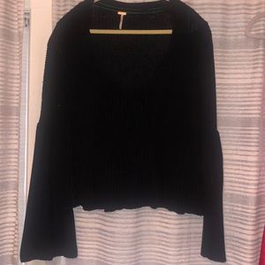 FREE PEOPLE BELL SLEEVE SWEATER